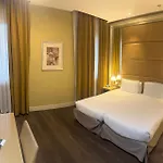 Mercure Centro Saint John 4*