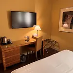Mercure Centro Saint John فندق 4*