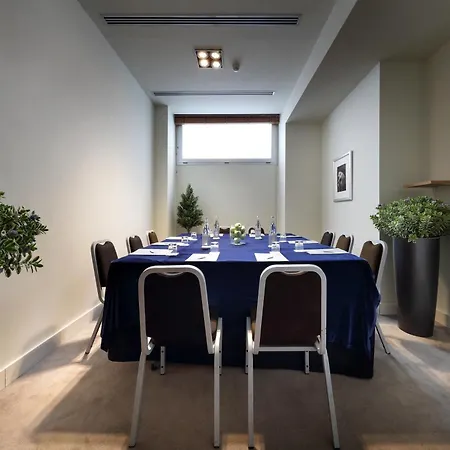 Mercure Centro Saint John 4*