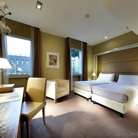 Mercure Centro Saint John Hotel