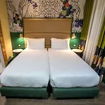 Отель Mercure Centro Saint John