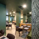 Отель Mercure Centro Saint John Рим
