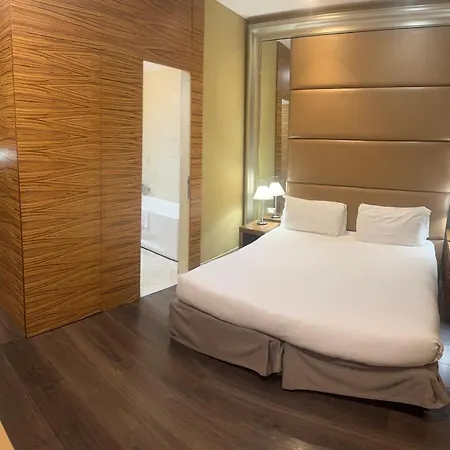 Mercure Centro Saint John 4*