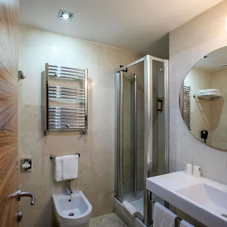 Mercure Centro Saint John Hotel