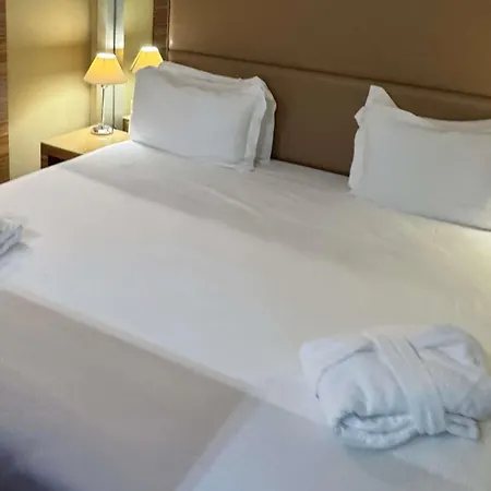 Hotel Mercure Centro Saint John 4*