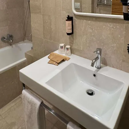 Mercure Centro Saint John Hotel