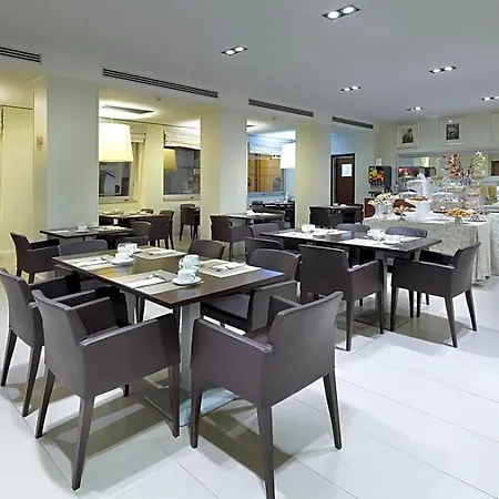 Mercure Centro Saint John Hotel