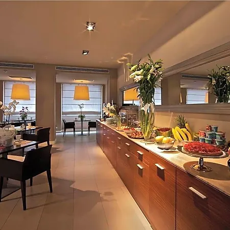 Mercure Centro Saint John Hotel