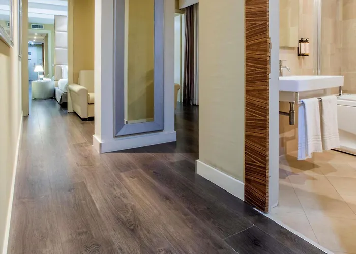 Mercure Centro Saint John Otel 4*