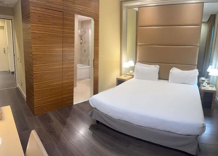 Mercure Centro Saint John 4*